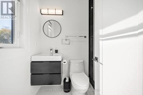 10 Purdon Dr, Toronto, ON - Indoor Photo Showing Bathroom
