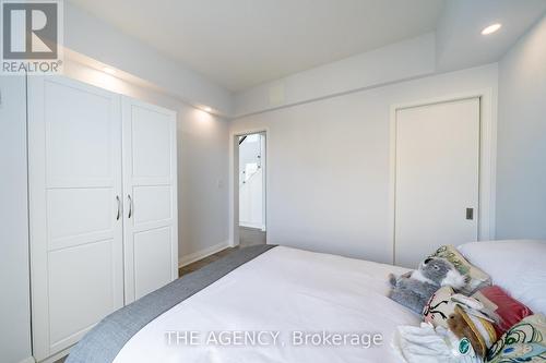 1231 - 139 Merton Street, Toronto, ON - Indoor Photo Showing Bedroom