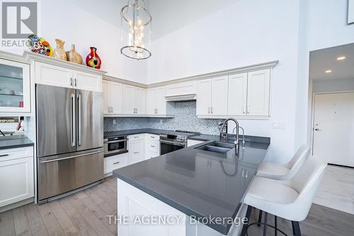 #1231 -139 Merton St, Toronto, ON - Indoor Photo Showing Kitchen With Double Sink With Upgraded Kitchen