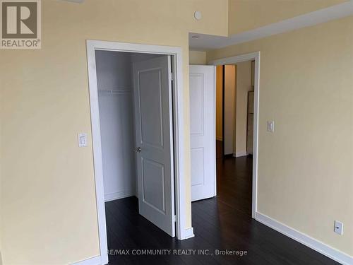 #319 -2799 Kingston Rd, Toronto, ON - Indoor Photo Showing Other Room