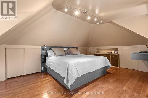 839 Dufferin Ave, London, ON - Indoor Photo Showing Bedroom