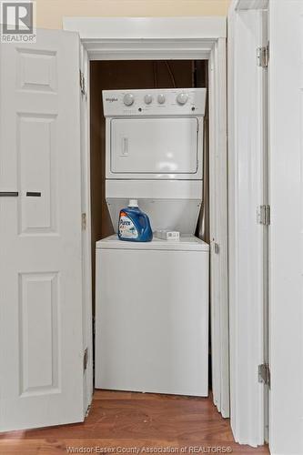 146 Joseph Street, Chatham, ON - Indoor Photo Showing Laundry Room