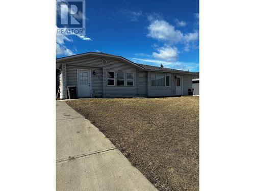 4725 & 4723 52 Street Nw, Chetwynd, BC - Outdoor