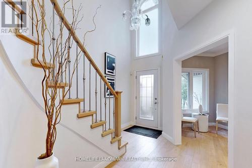 554 Plantation Gate, Newmarket, ON - Indoor Photo Showing Other Room