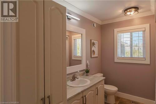 31 Pine Forest Drive, Sauble Beach, ON - Indoor Photo Showing Bathroom