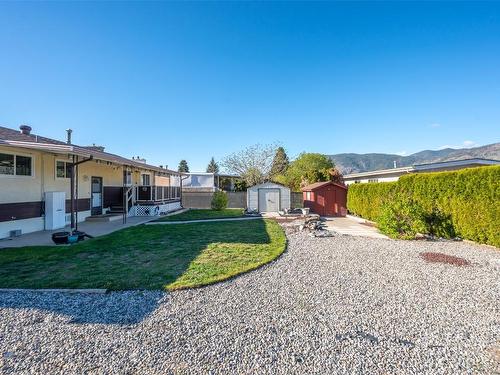 2515 Mckenzie Street, Penticton, BC - Outdoor