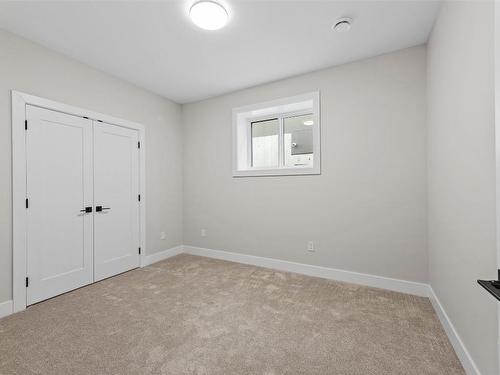 1797 Viewpoint Drive, Kelowna, BC - Indoor Photo Showing Other Room