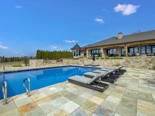 4040 Casorso Road, Kelowna, BC - Outdoor With In Ground Pool