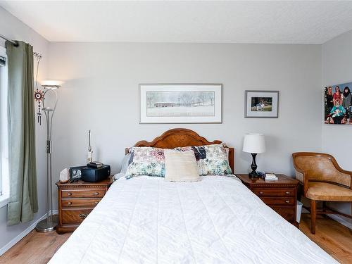 305-4965 Vista View Cres, Nanaimo, BC - Indoor Photo Showing Bedroom