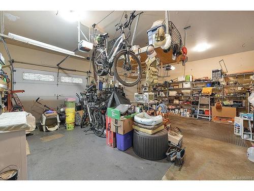 3534 Promenade Cres, Colwood, BC - Indoor Photo Showing Garage