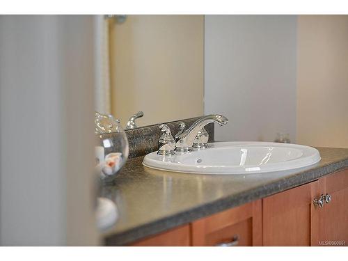 3534 Promenade Cres, Colwood, BC - Indoor Photo Showing Bathroom