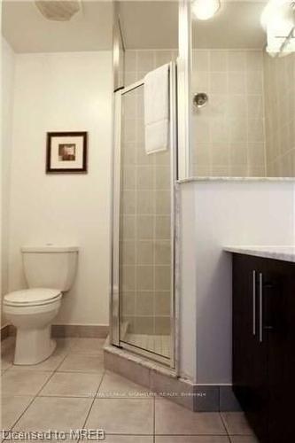 2401-65 Bremner Blvd, Toronto, ON - Indoor Photo Showing Bathroom