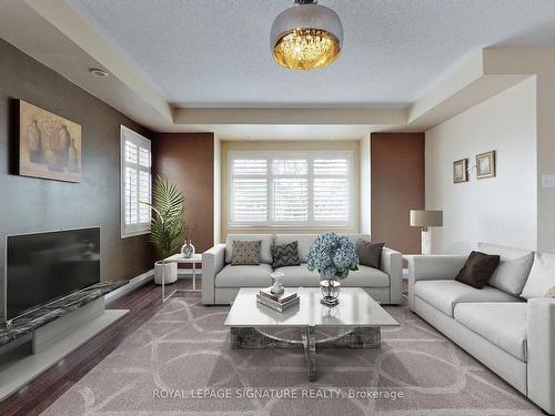 2-3375 Thomas St S, Mississauga, ON - Indoor Photo Showing Living Room