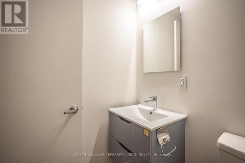 303 - 325 University Avenue W, Cobourg, ON - Indoor Photo Showing Bathroom