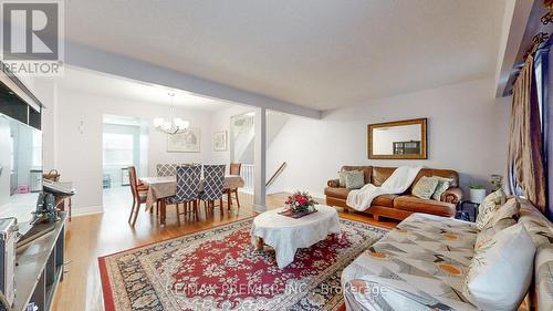#68 -541 Steeles Ave W, Toronto, ON - Indoor Photo Showing Living Room