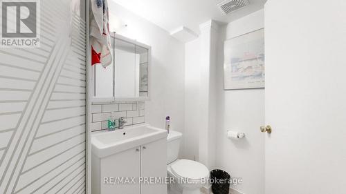 #68 -541 Steeles Ave W, Toronto, ON - Indoor Photo Showing Bathroom