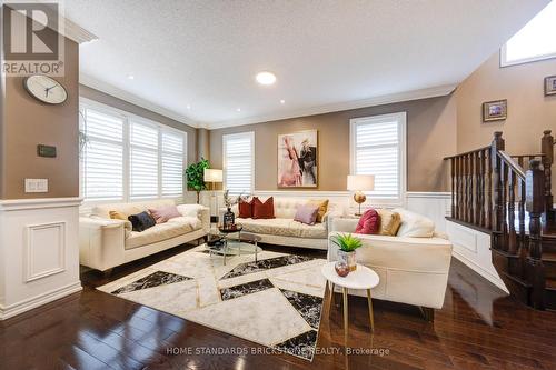 159 Shale Cres, Vaughan, ON - Indoor Photo Showing Living Room