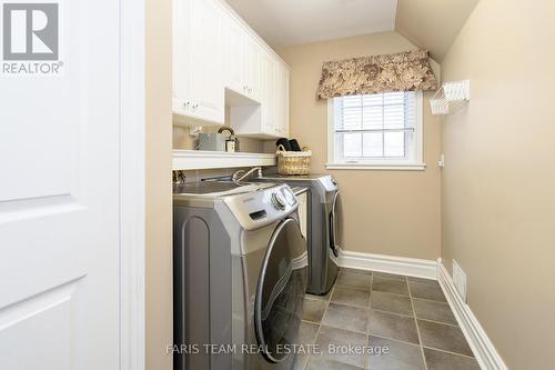 281 Puddicombe Road, Midland, ON - Indoor Photo Showing Laundry Room