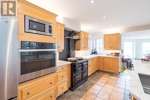 281 Puddicombe Road, Midland, ON - Indoor Photo Showing Kitchen With Upgraded Kitchen