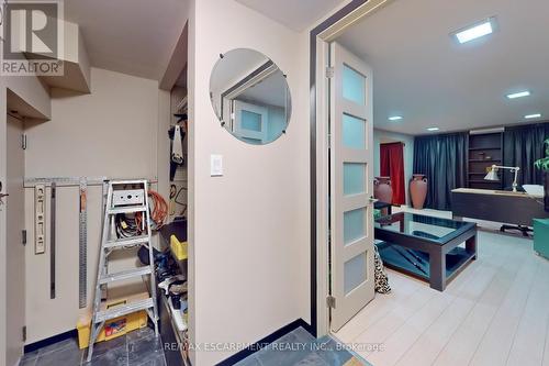 #76 -5475 Lakeshore Rd, Burlington, ON - Indoor Photo Showing Other Room