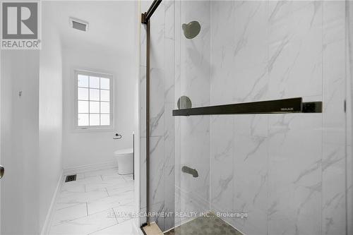 21 Chetholme Place, Halton Hills, ON - Indoor Photo Showing Bathroom