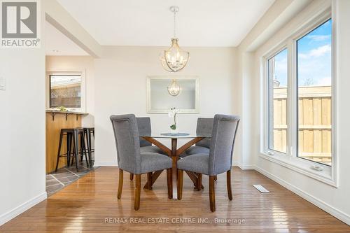 156 Harvest Drive, Milton, ON - Indoor Photo Showing Dining Room