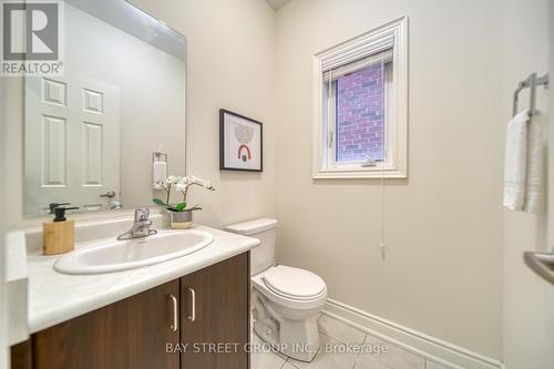 452 Grindstone Tr, Oakville, ON - Indoor Photo Showing Bathroom