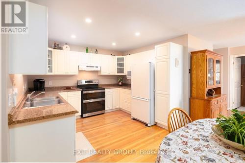 256 Hearns Rd, Quinte West, ON - Indoor Photo Showing Kitchen With Double Sink