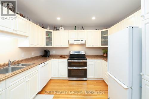 256 Hearns Rd, Quinte West, ON - Indoor Photo Showing Kitchen With Double Sink