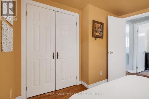 3866 Harwood Rd, Hamilton Township, ON - Indoor Photo Showing Bedroom