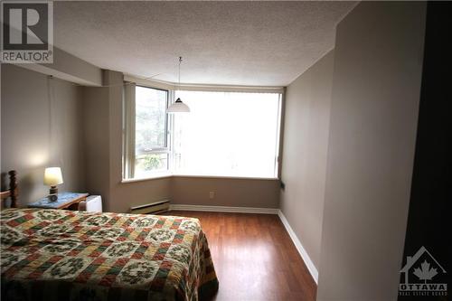 80 Sandcastle Drive Unit#505, Ottawa, ON - Indoor Photo Showing Bedroom