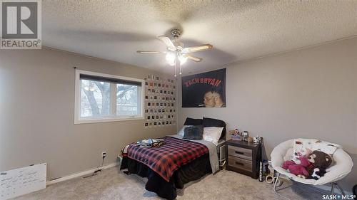 15 Frere Street, Kindersley, SK - Indoor Photo Showing Bedroom
