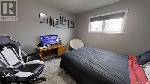 15 Frere Street, Kindersley, SK - Indoor Photo Showing Bedroom