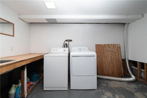 17 Rosemount Drive, Welland, ON - Indoor Photo Showing Laundry Room