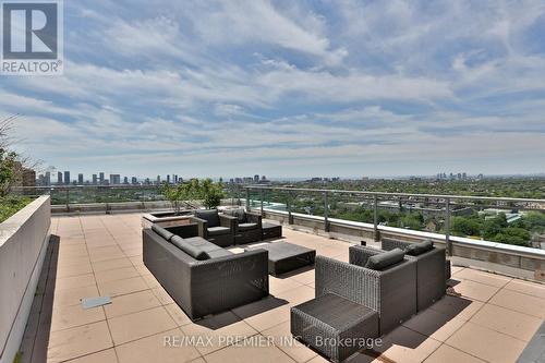 #317 -736 Spadina Ave, Toronto, ON - Outdoor With View