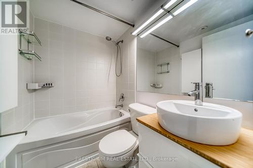 #726 -42 Western Battery Rd, Toronto, ON - Indoor Photo Showing Bathroom