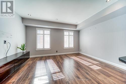 #726 -42 Western Battery Rd, Toronto, ON - Indoor Photo Showing Other Room