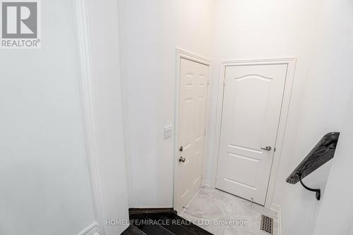 88 Humphery Street, Hamilton, ON - Indoor Photo Showing Other Room