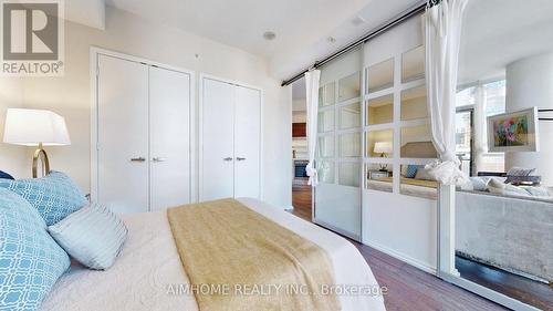 #909 -45 Charles St E, Toronto, ON - Indoor Photo Showing Bedroom