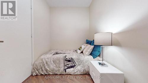 #909 -45 Charles St E, Toronto, ON - Indoor Photo Showing Bedroom