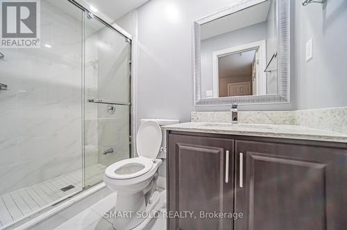 8412 Islington Avenue, Vaughan, ON - Indoor Photo Showing Bathroom