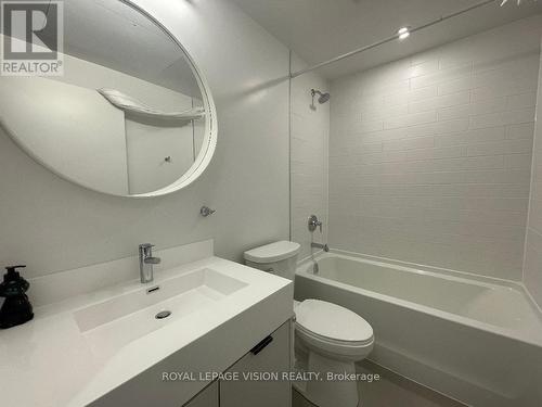 #418 -57 Brock Ave, Toronto, ON - Indoor Photo Showing Bathroom