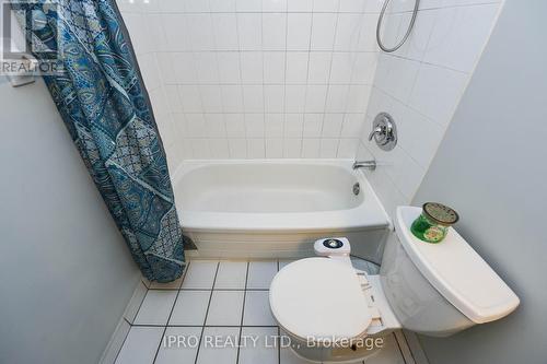 1512 - 135 Hillcrest Avenue, Mississauga, ON - Indoor Photo Showing Bathroom