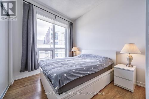 3208 - 117 Mcmahon Drive, Toronto, ON - Indoor Photo Showing Bedroom
