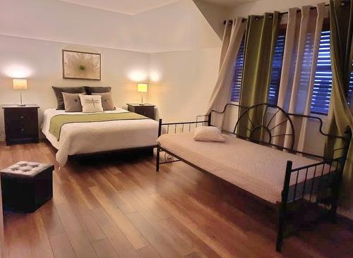 Chambre Ã Â coucher - 32 Rue Du Lac, Les Coteaux, QC - Indoor Photo Showing Bedroom