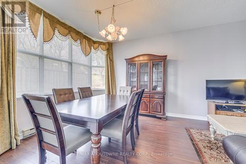 #115 -2199 Sixth Line, Oakville, ON - Indoor Photo Showing Dining Room