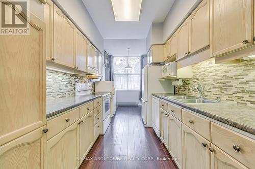 #115 -2199 Sixth Line, Oakville, ON - Indoor Photo Showing Kitchen With Double Sink