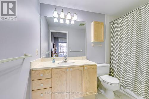 #115 -2199 Sixth Line, Oakville, ON - Indoor Photo Showing Bathroom