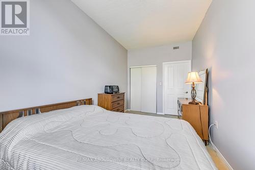 #115 -2199 Sixth Line, Oakville, ON - Indoor Photo Showing Bedroom