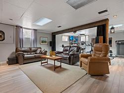 Family room - 